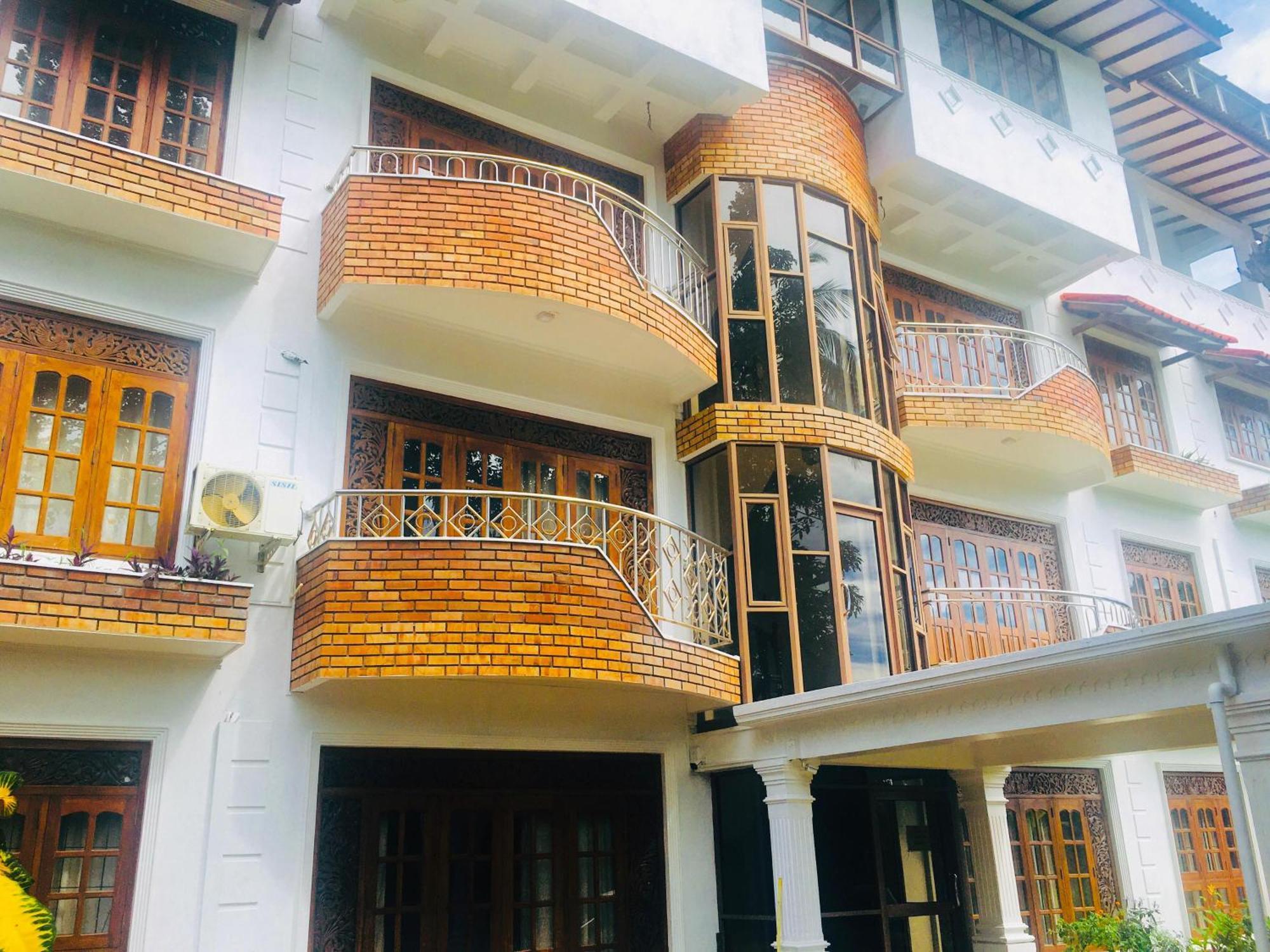 Mount House Hotel Apartment Dikwella Sur Exterior foto